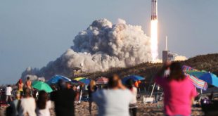 SpaceX спасла носовой обтекатель ракеты Falcon Heavy и собирается повторно его использовать