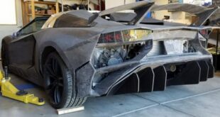 Американец у себя дома напечатал на 3D-принтере Lamborghini Aventador и на нем можно ездить