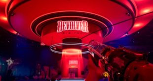 Devolver Digital выпустила Devolverland Expo – бесплатный шутер с элементами игровой выставки