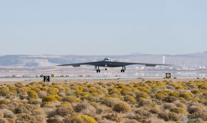 ВВС США опубликовали первое видео полета В-21 Raider