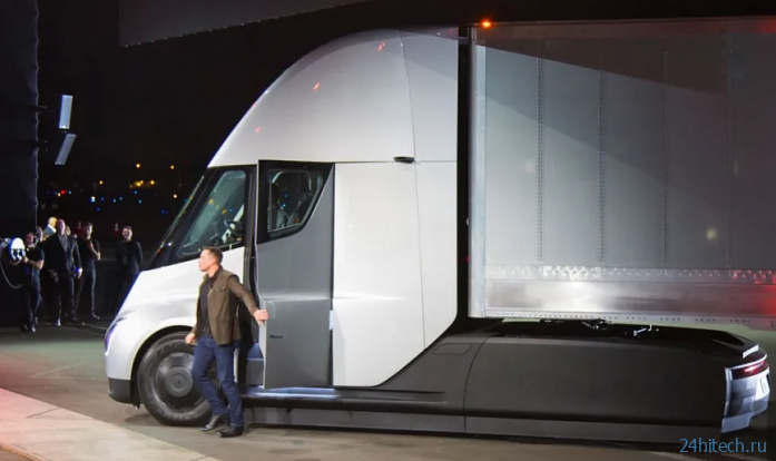 Для тушения загоревшегося электрогрузовика Tesla Semi потребовалось более 190 000 литров воды